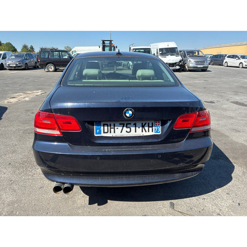 BMW SERIE 3 E92 COUPE PHASE 1 325ci 2.5i - 24V L6 Photo n°5
