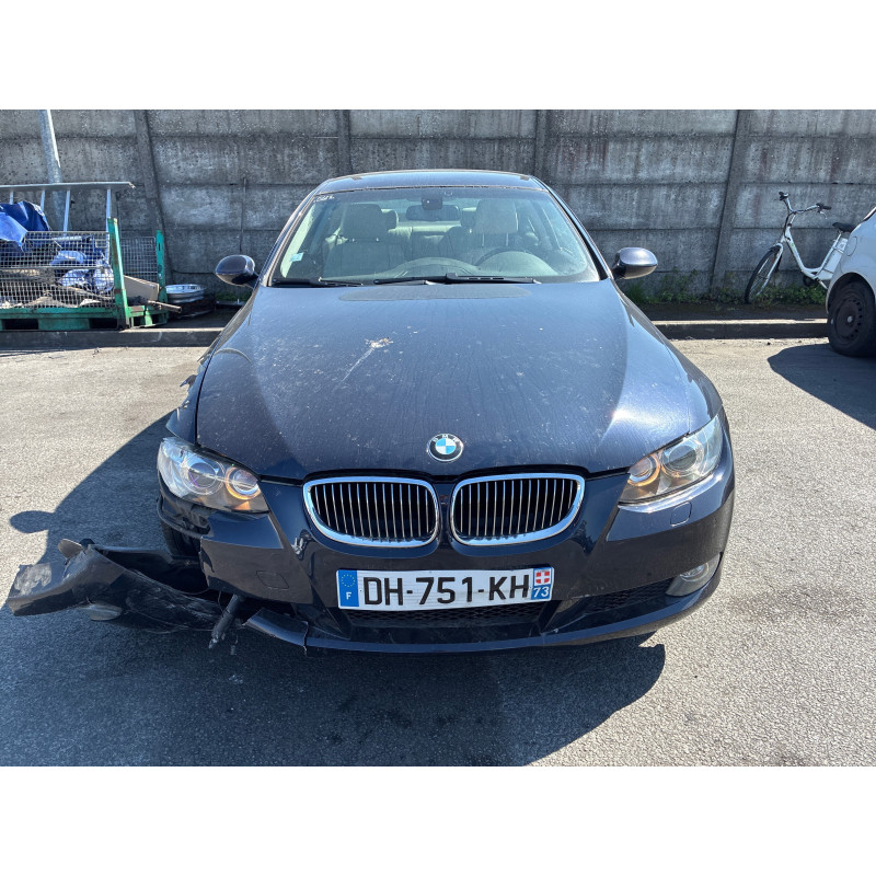 BMW SERIE 3 E92 COUPE PHASE 1 325ci 2.5i - 24V L6 Photo n°7