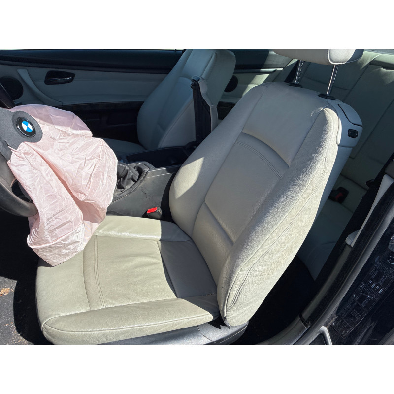 BMW SERIE 3 E92 COUPE PHASE 1 325ci 2.5i - 24V L6 Photo n°11