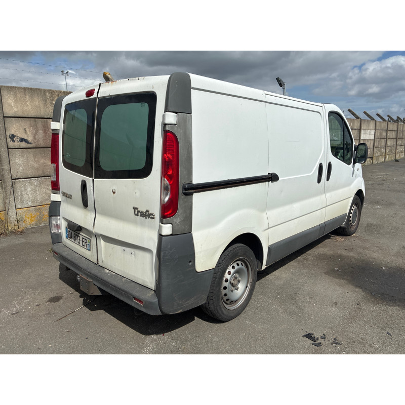 RENAULT TRAFIC 2 PHASE 2 2.0 DCI - 16V TURBO Photo n°14
