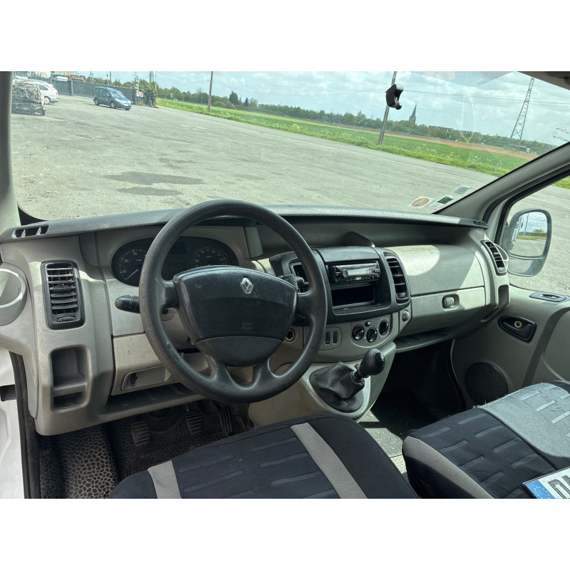 RENAULT TRAFIC 2 PHASE 2 2.0 DCI - 16V TURBO Photo n°23
