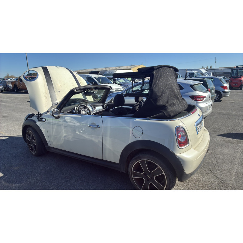 MINI MINI 2 R57 CABRIOLET PHASE 2 1.6D - 16V TURBO COOPER D Photo n°22