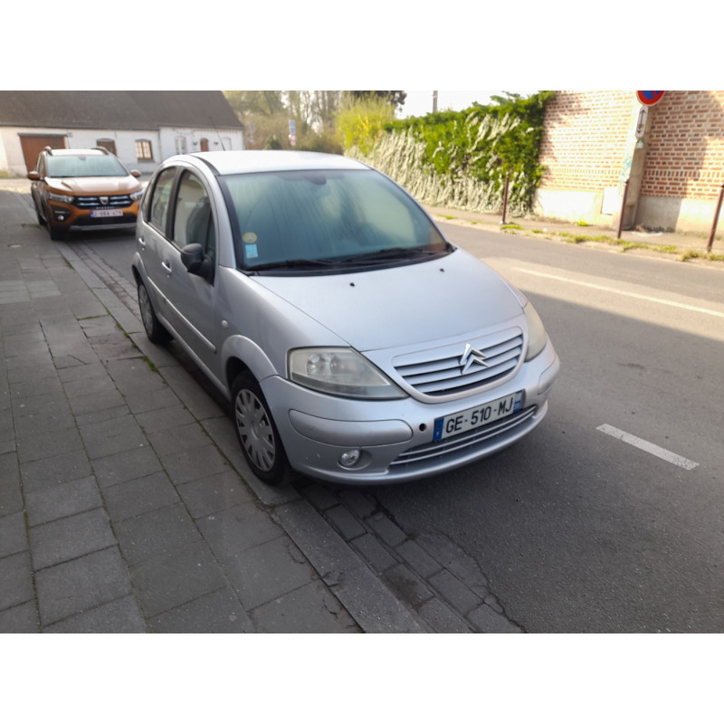 CITROEN C3 1 PHASE 1 1.4i - 8V Photo n°3