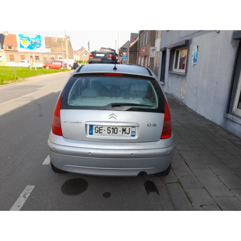 CITROEN C3 1 PHASE 1 1.4i - 8V Photo n°6