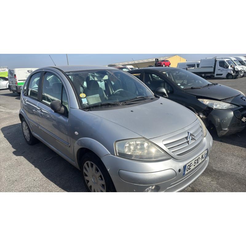 CITROEN C3 1 PHASE 1 1.4i - 8V Photo n°13