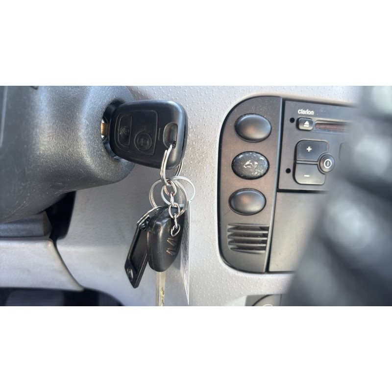 CITROEN C3 1 PHASE 1 1.4i - 8V Photo n°32