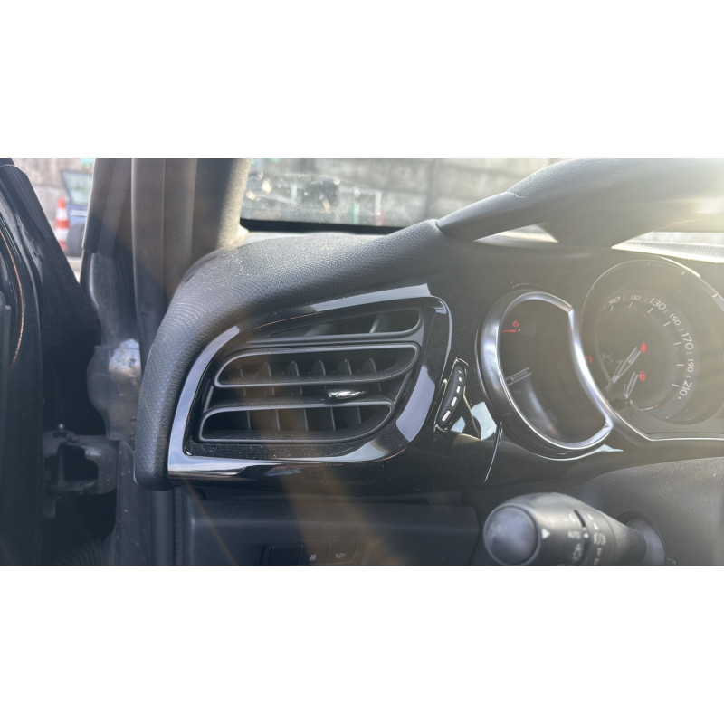 DS DS3 PHASE 3 1.6 BLUE HDI - 8V TURBO Photo n°15