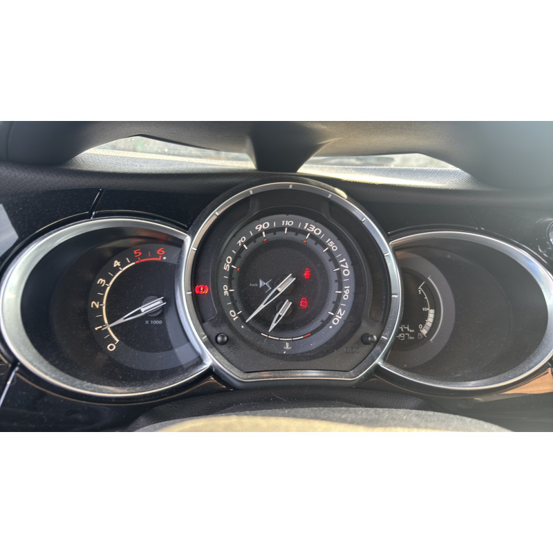 DS DS3 PHASE 3 1.6 BLUE HDI - 8V TURBO Photo n°16