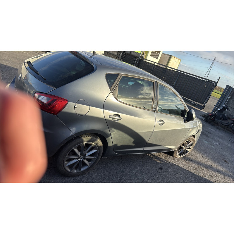 SEAT IBIZA 4 PHASE 2 1.2 TSI - 8V TURBO Photo n°6