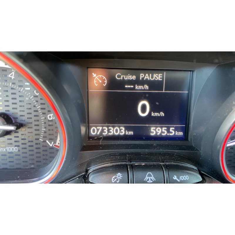 PEUGEOT 208 1 PHASE 2 1.6 THP - 16V TURBO Photo n°11