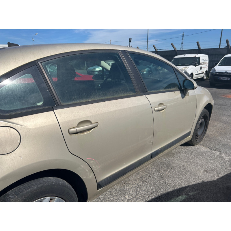 CITROEN C4 1 PHASE 1 1.6i - 16V Photo n°22
