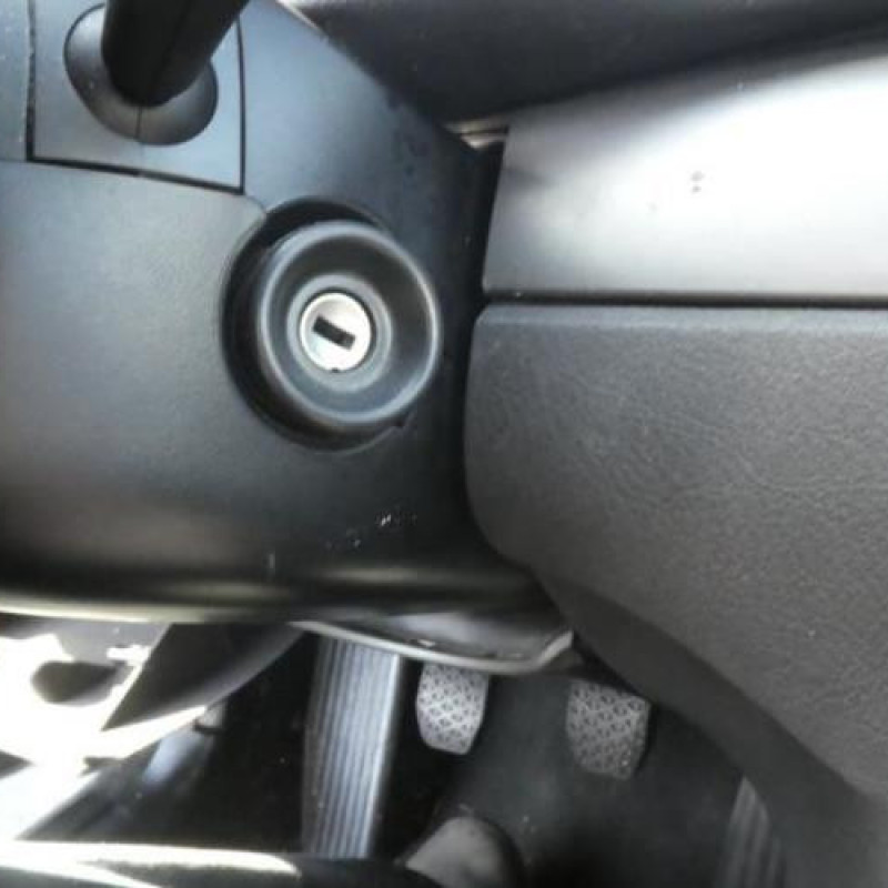 Compresseur clim BMW SERIE 3 E46 Photo n°14