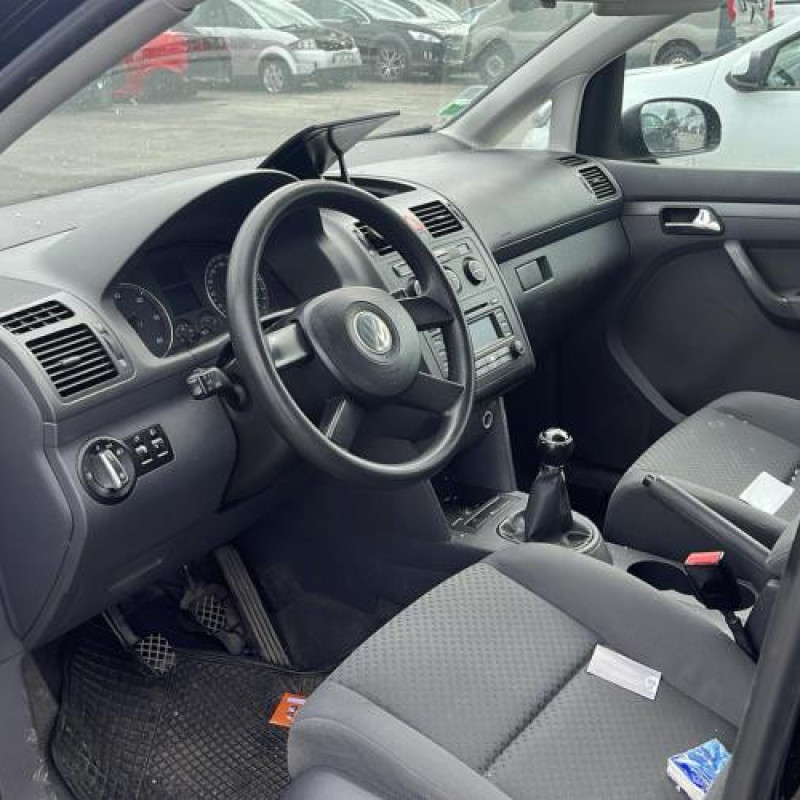 Moteur essuie glace arriere VOLKSWAGEN TOURAN 1 Photo n°8