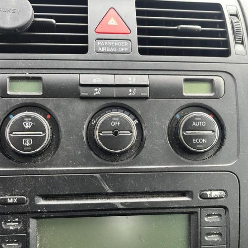 Moteur essuie glace arriere VOLKSWAGEN TOURAN 1 Photo n°9