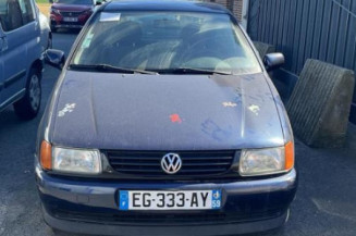 Optique avant secondaire gauche (feux)(clignotant) VOLKSWAGEN POLO 3