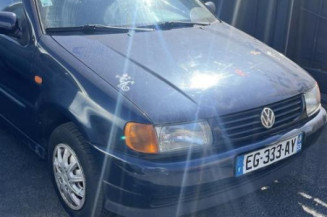 Optique avant secondaire gauche (feux)(clignotant) VOLKSWAGEN POLO 3