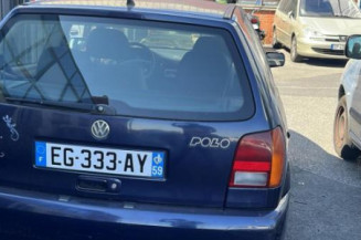 Optique avant secondaire gauche (feux)(clignotant) VOLKSWAGEN POLO 3
