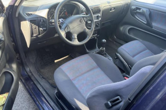 Optique avant secondaire gauche (feux)(clignotant) VOLKSWAGEN POLO 3