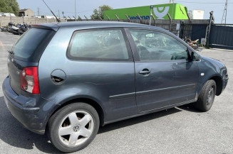 Poignee porte avant droit VOLKSWAGEN POLO 4