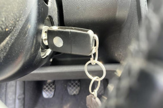 Poignee porte avant droit VOLKSWAGEN POLO 4