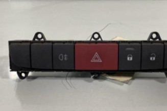 Bouton de warning PEUGEOT BOXER 3 Photo n°1