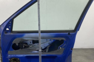 Porte avant droit PEUGEOT 106