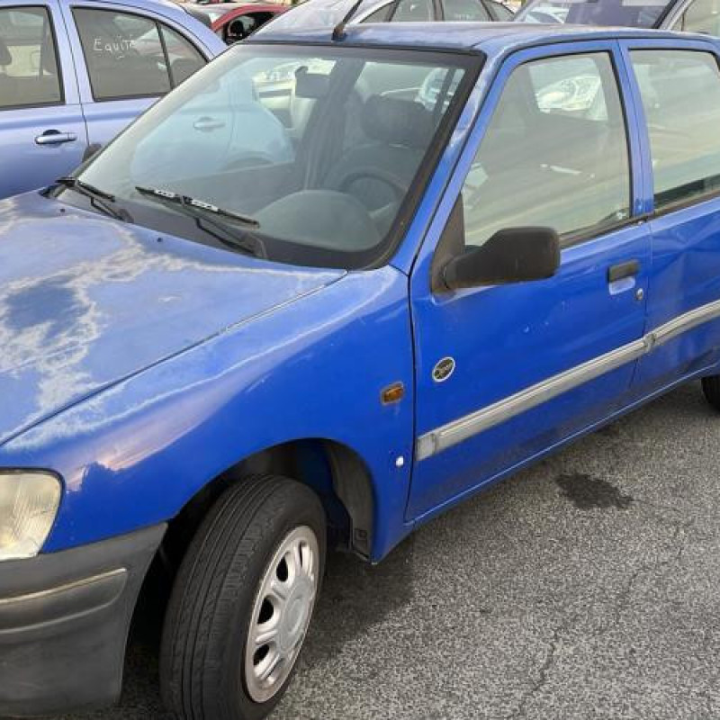 Porte avant droit PEUGEOT 106 Photo n°8