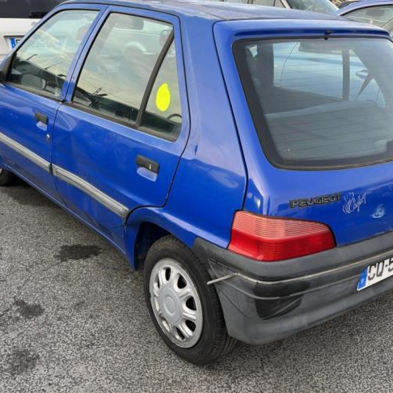 Porte avant droit PEUGEOT 106 Photo n°9
