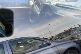 Porte avant droit PEUGEOT 106