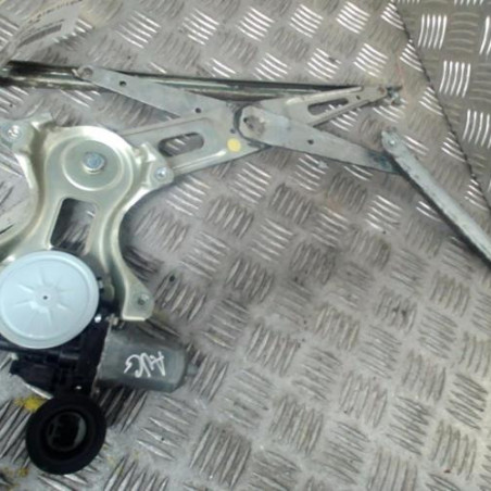 Leve vitre electrique avant gauche TOYOTA PRIUS 2
