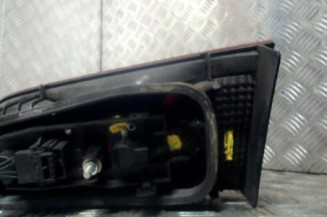 Feu arriere secondaire gauche (feux) RENAULT LAGUNA 2