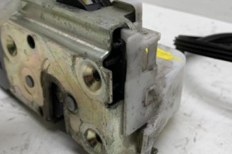 Serrure avant droit CITROEN C2