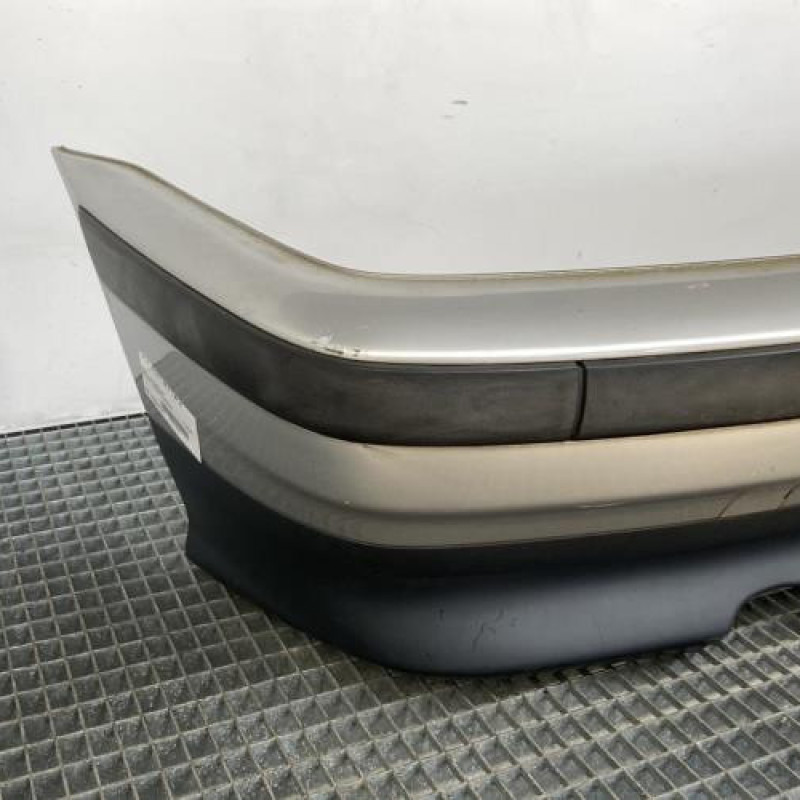 Pare choc arriere BMW SERIE 3 E36 Photo n°2