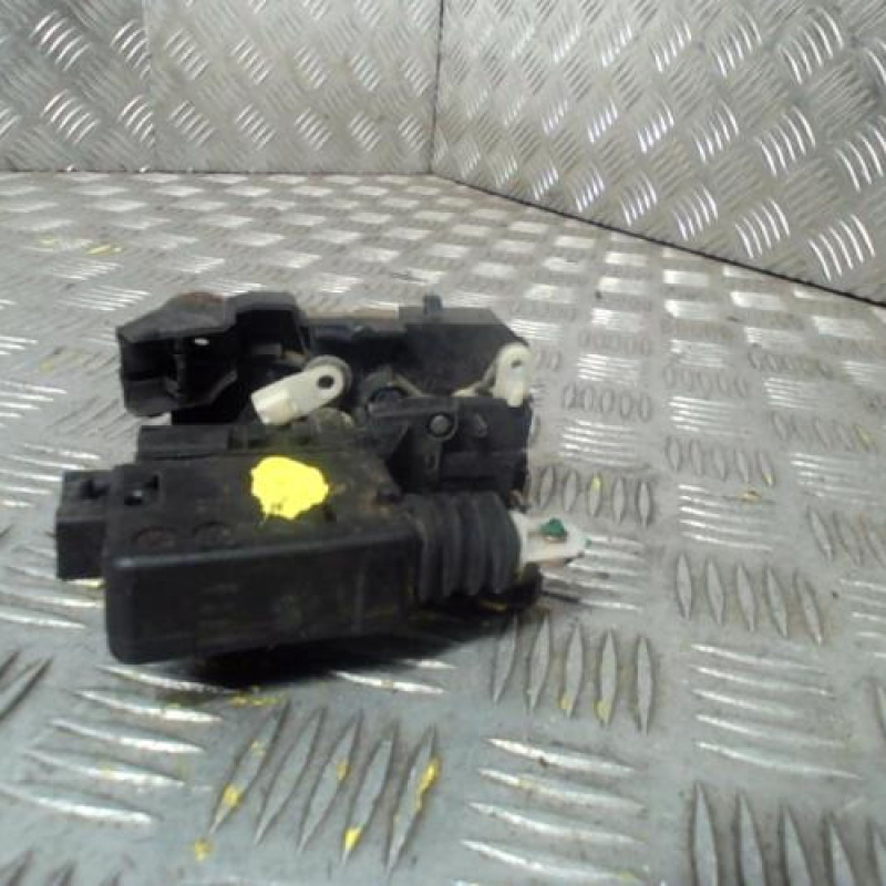 Serrure avant droit RENAULT CLIO 1 Photo n°3