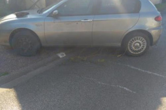 Feu arriere secondaire gauche (feux) ALFA ROMEO 147