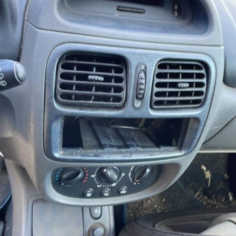 Serrure de coffre RENAULT CLIO 2 Photo n°10