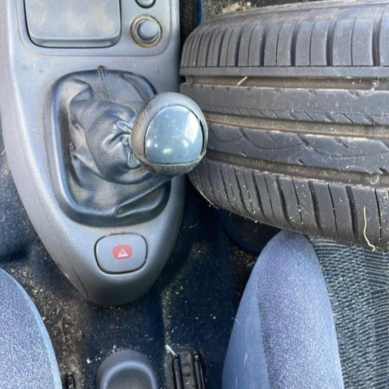 Serrure de coffre RENAULT CLIO 2 Photo n°11
