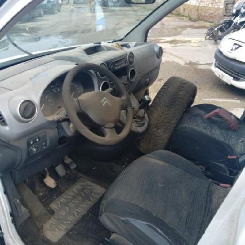 Pretensionneur de ceinture avant droit CITROEN BERLINGO 2 Photo n°9