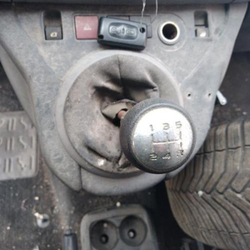 Pretensionneur de ceinture avant droit CITROEN BERLINGO 2 Photo n°11
