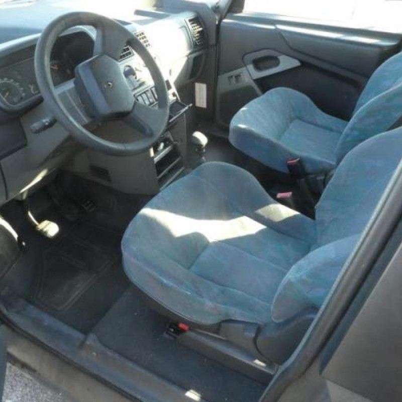 Pretensionneur de ceinture avant gauche RENAULT ESPACE 2 Photo n°8