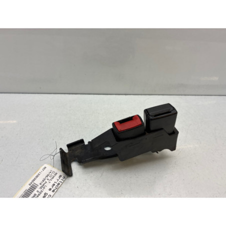 Attache ceinture arriere gauche RENAULT CLIO 3 Photo n°1