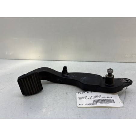 Pedale d'embrayage PEUGEOT 206+