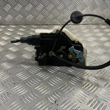 Serrure avant droit VOLKSWAGEN GOLF 5