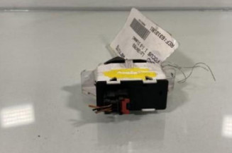 Bouton de warning FORD FOCUS 1