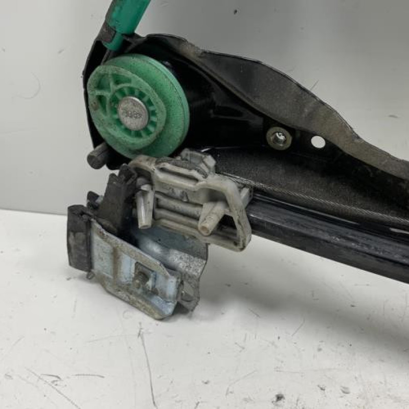 Leve vitre electrique avant droit FORD FOCUS 1 Photo n°3