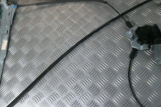 Leve vitre electrique avant gauche RENAULT CLIO 3 Photo n°1
