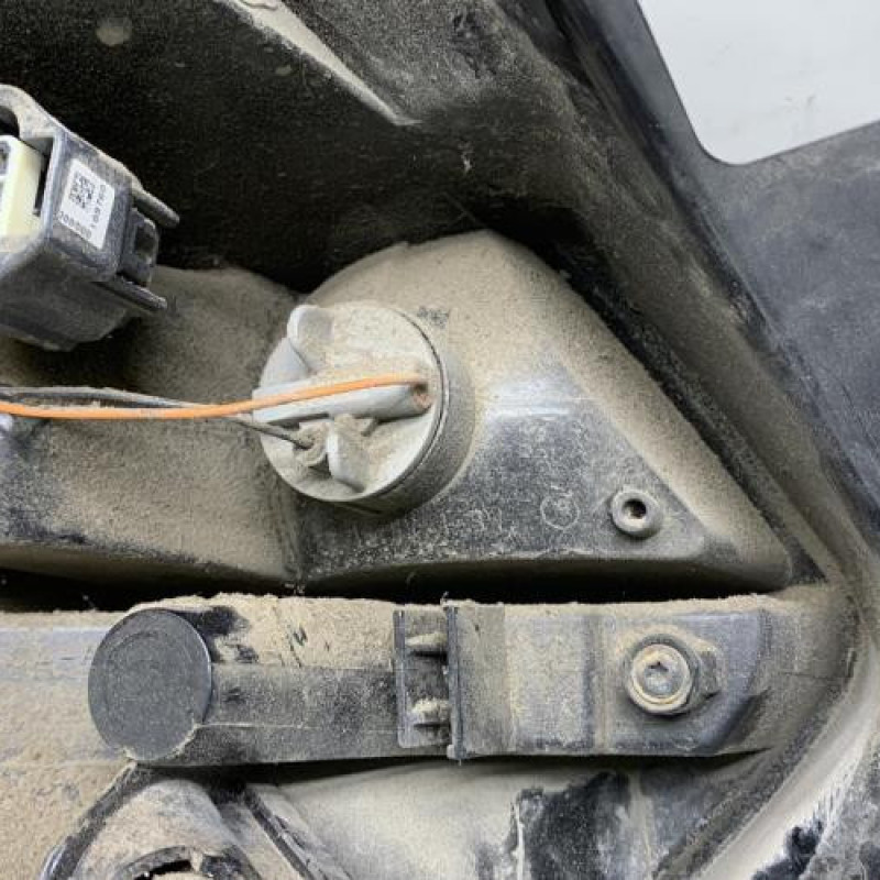 Feu arriere principal droit (feux) FORD FOCUS 3 Photo n°4