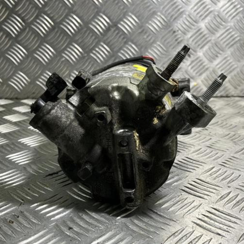 Compresseur clim FORD FOCUS 3 Photo n°3