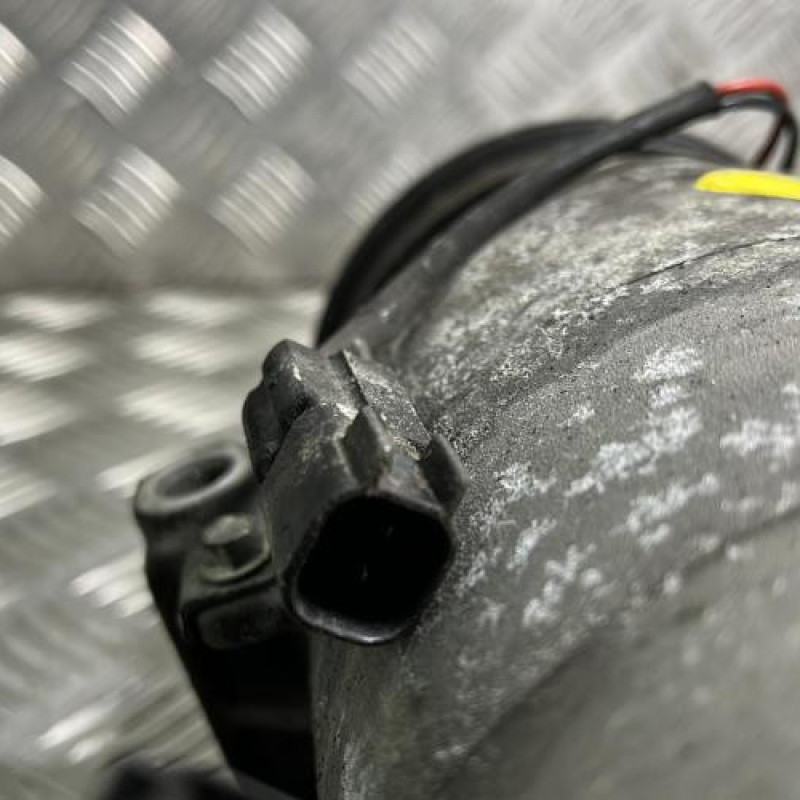 Compresseur clim FORD FOCUS 3 Photo n°5