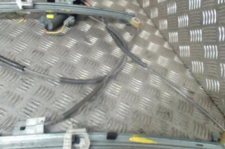 Leve vitre electrique avant gauche CITROEN XSARA Photo n°1